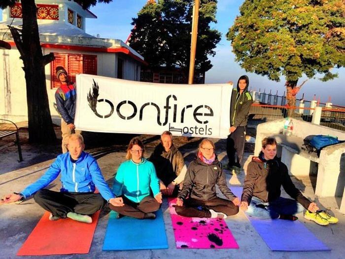 Bonfire Hostels Rishīkesh Exteriör bild