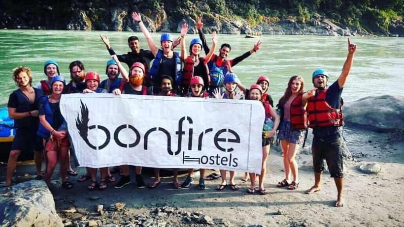 Bonfire Hostels Rishīkesh Exteriör bild